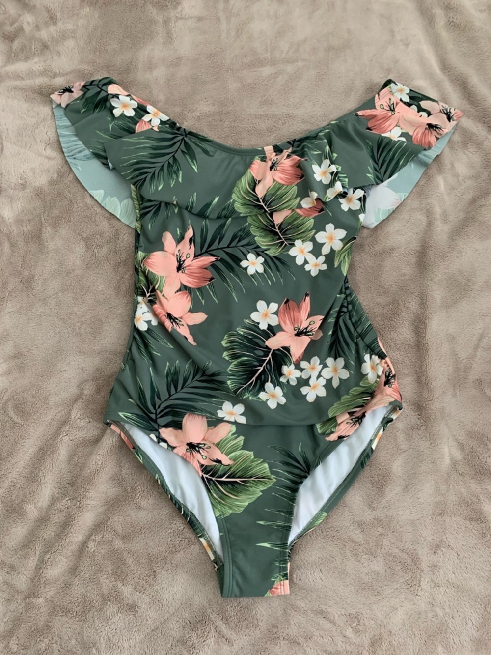 Girls Off-Shoulder Floral One-Piece Swimsuit - Green Floral
